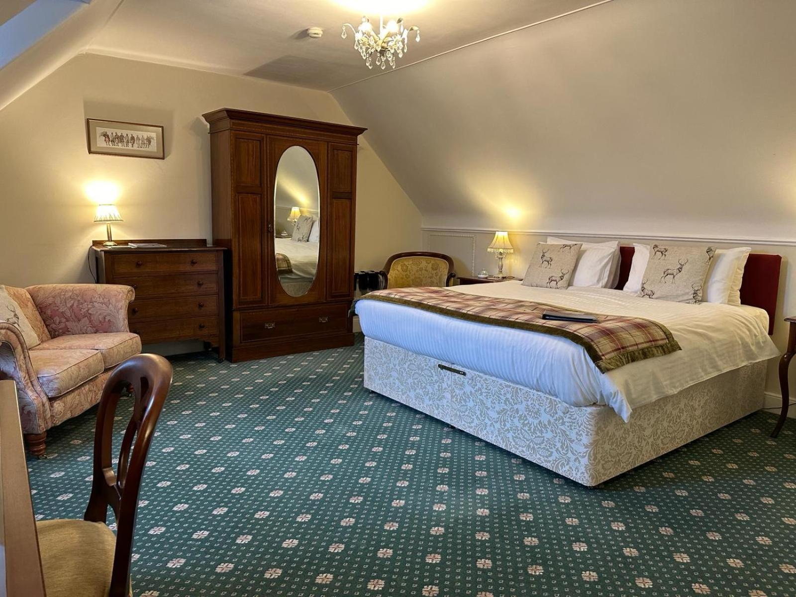 Ravenscourt House, Guest House Grantown-on-Spey Экстерьер фото