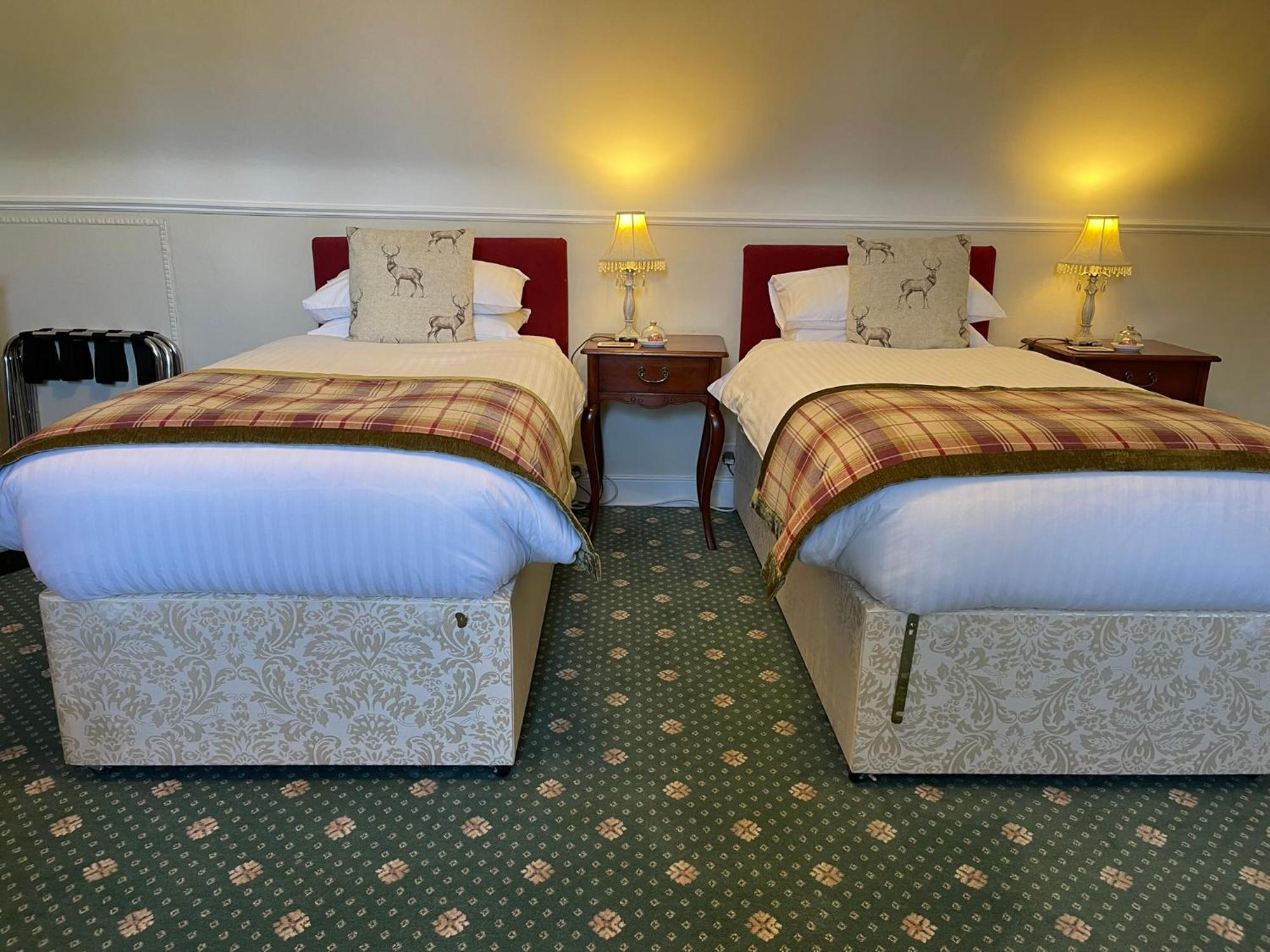 Ravenscourt House, Guest House Grantown-on-Spey Экстерьер фото