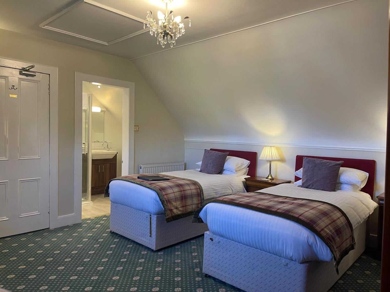 Ravenscourt House, Guest House Grantown-on-Spey Экстерьер фото